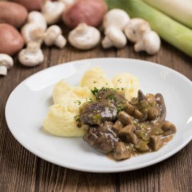 Pirított csirkemáj gombával és burgonyapürével (felnőtt)