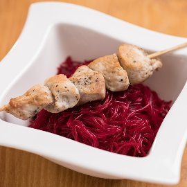 Pikáns pulykanyárs céklás üvegtésztával (Óvódás korcsoport)