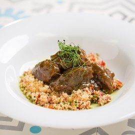 Pestos malacpofa paradicsomos kuszkusszal