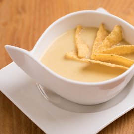 Currys kukoricakrémleves chipssel (11-14 éves korcsoport)