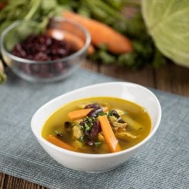 Currys-zöldséges-húsos bableves (7-10 éves korcsoport)