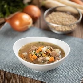 Kakukkfüves-lencsés pulykaraguleves (7-10 éves korcsoport)