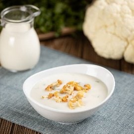 Karfiolkrémleves sült karfiollal (7-10 éves korcsoport)