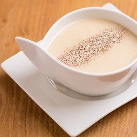 Mézes birsalmakrémleves pattogatott amaranttal (7-10 éves korcsoport)