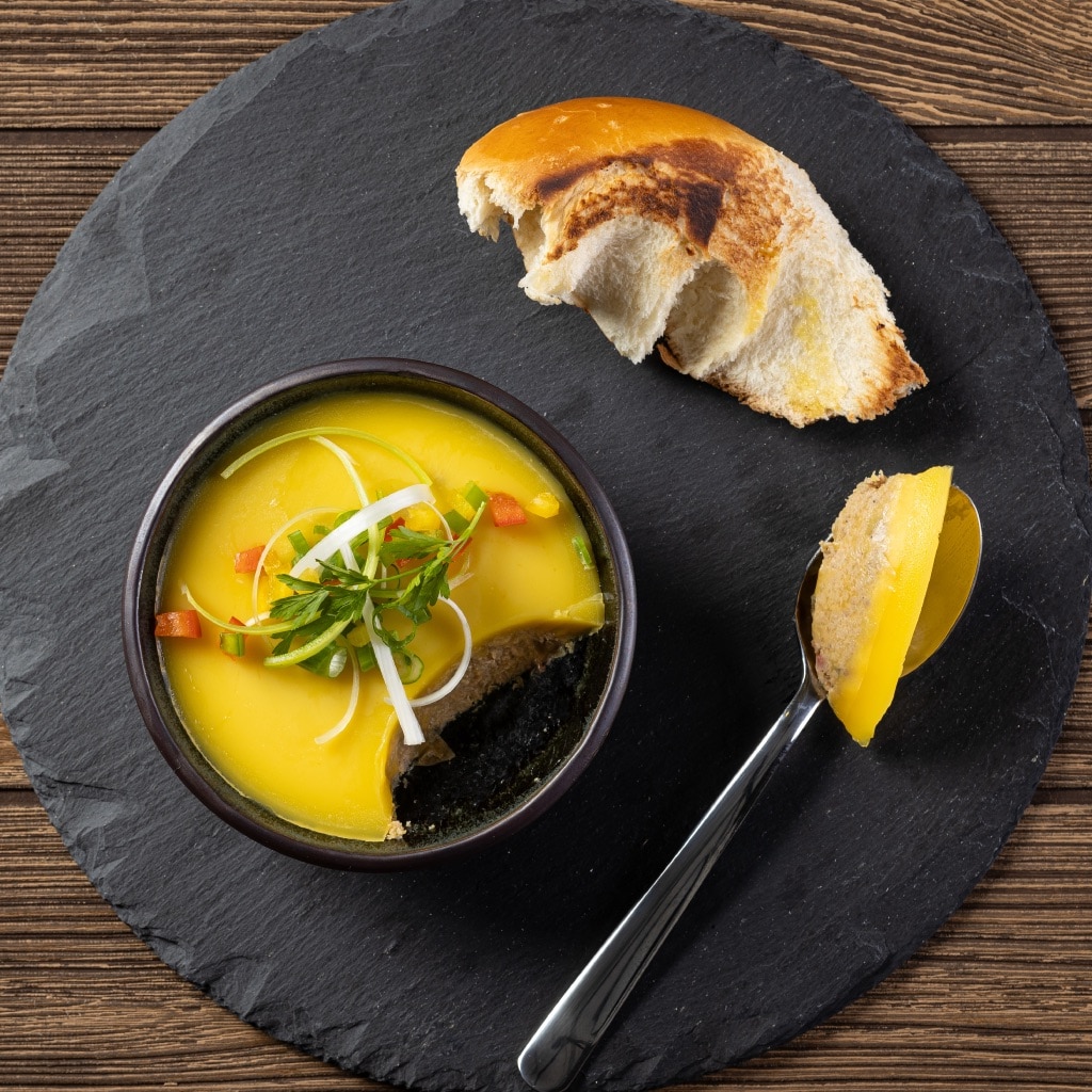 Kacsamáj kenegető Kacsamáj kenegető